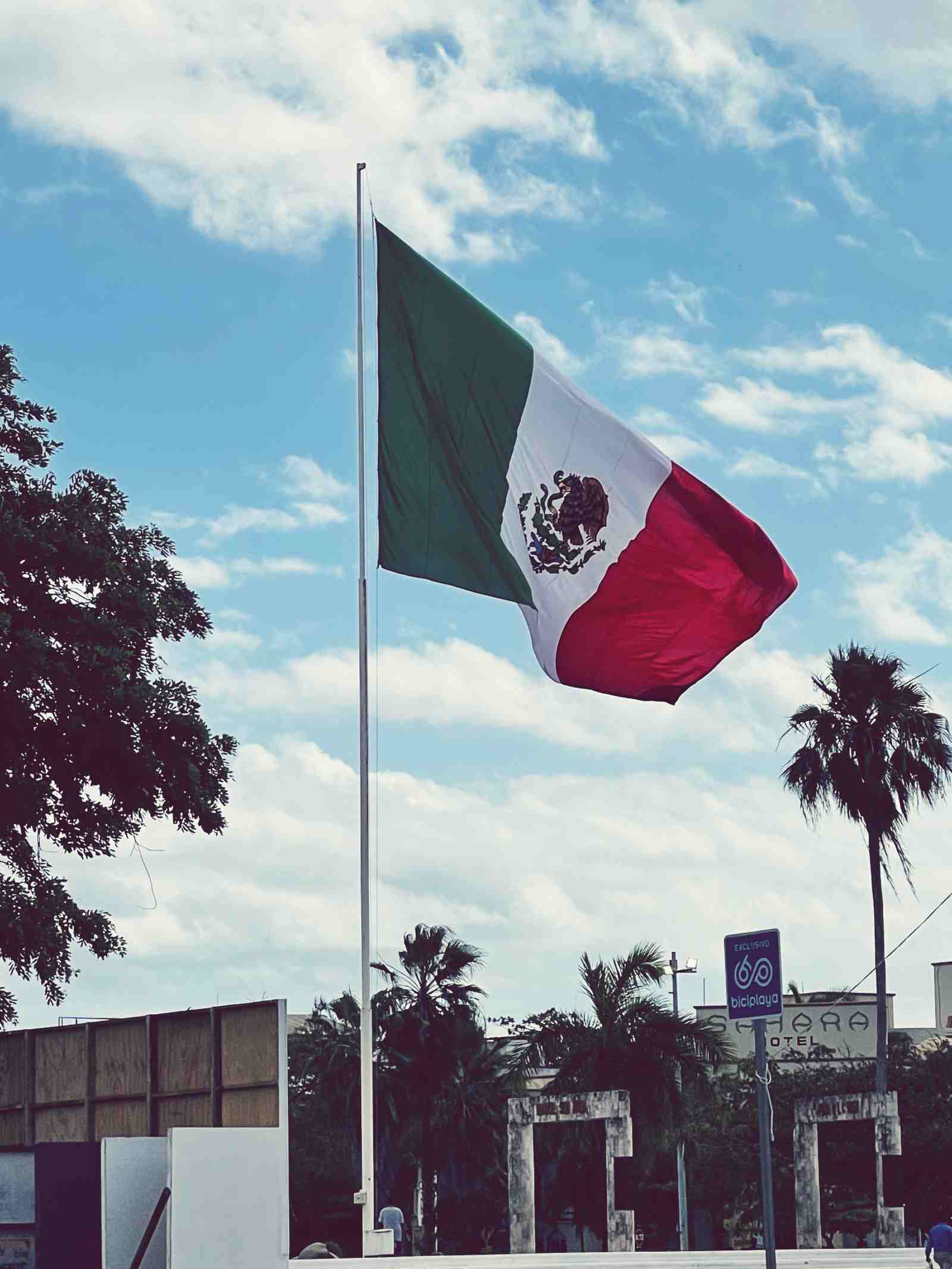 Huge Mexican flag by the airport.