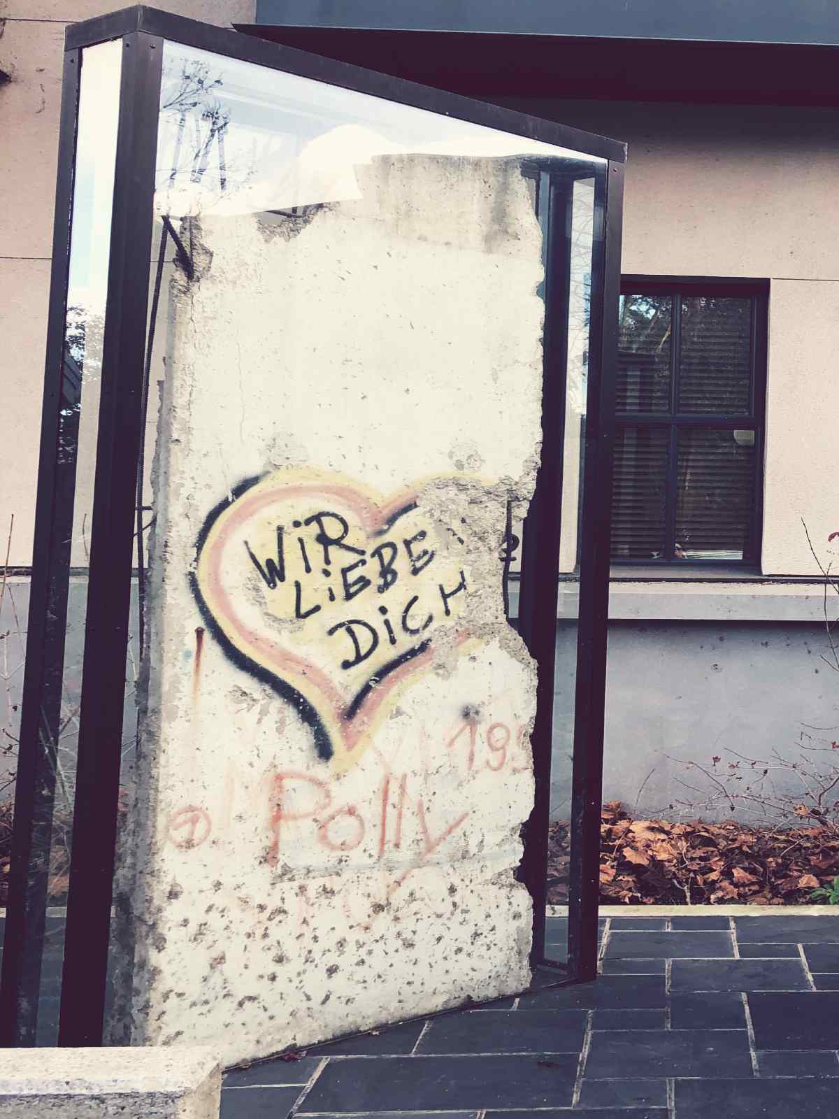 A piece of Berlin Wall in Mountain View library in California