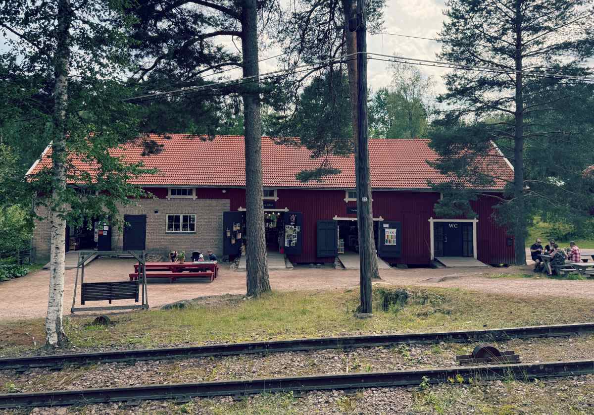 Vanha tallirakennus Verlan tehdasmuseolla
