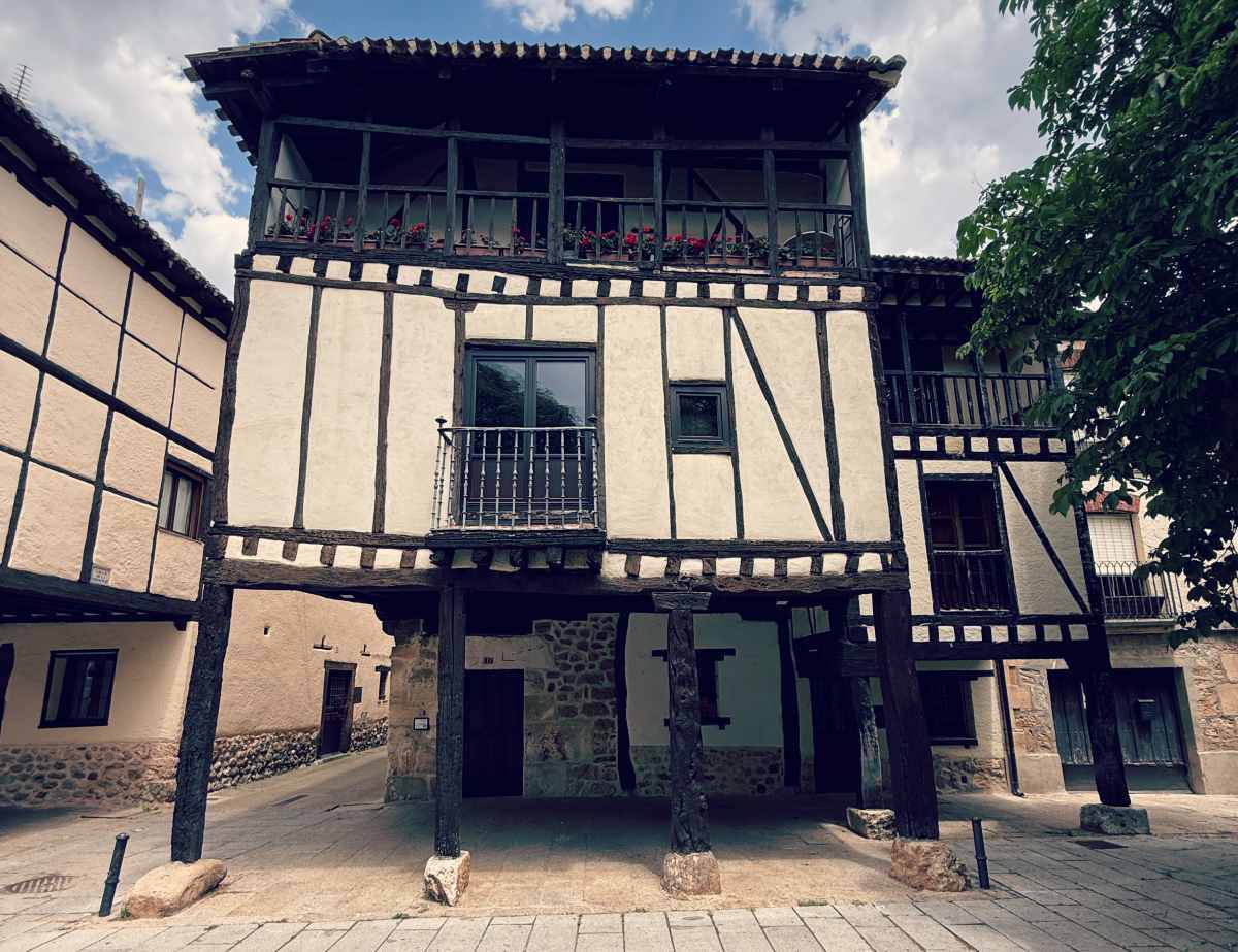 La Casa de Doña Sancha Covarrubiaksessa, Espanjassa.