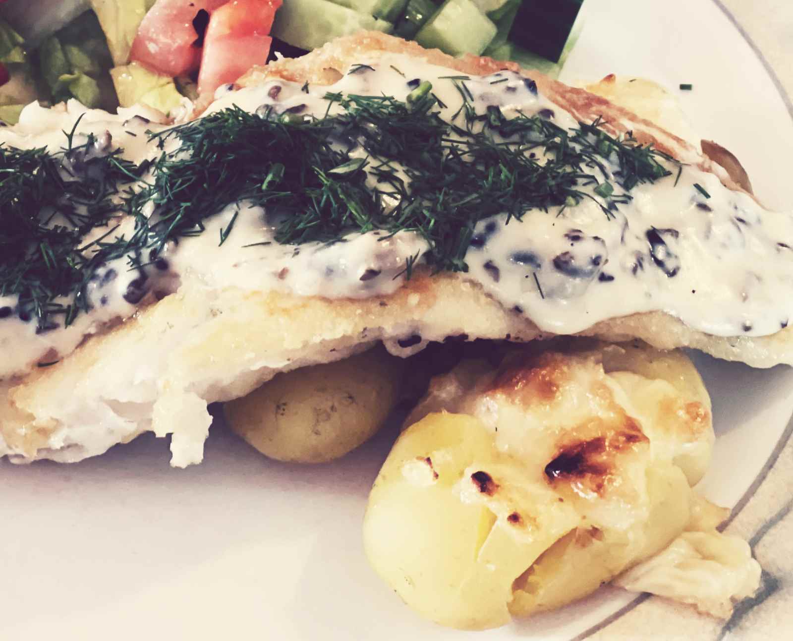 Ravintola Rantatuvan kuha-annos Somerolla.